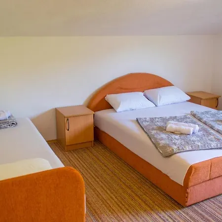 Narona بيت للعطل *