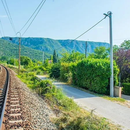 بيت للعطل Narona